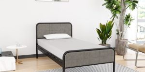 Pat metalic MADISON Ferremo, tăblie tapițată cu material textil, structură din oțel pentru confort și stil.