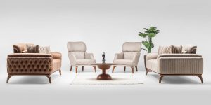 Set canapele VERONA cu brațe catifelate, picioare metalice elegante și sistem de extensie prin rabatarea spătarului.